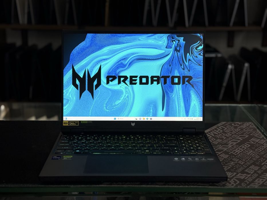 Acer Predator 16S Ai ultra 9-275HX RTX-5060 32/1TB oled
