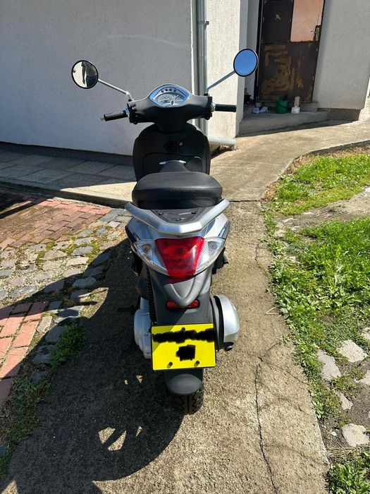 Scuter Piaggio Liberty