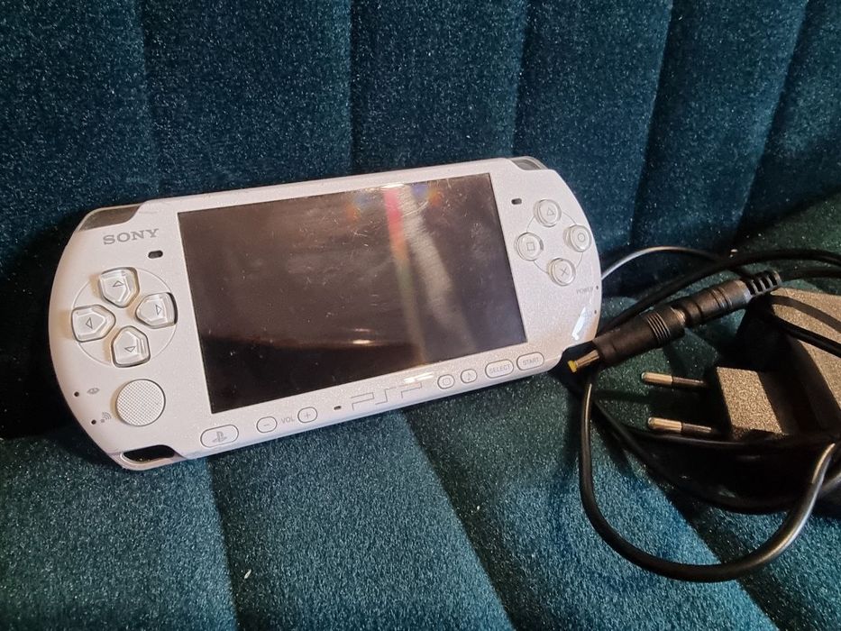 Sony PSP 3000, Japan има много игри