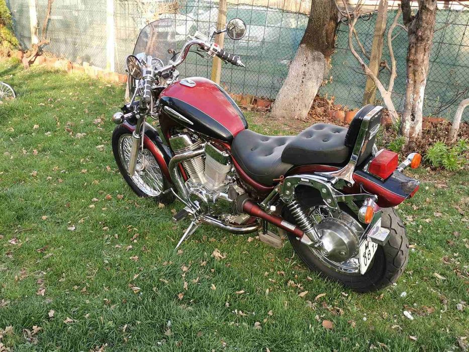 Suzuki intruder vs1400