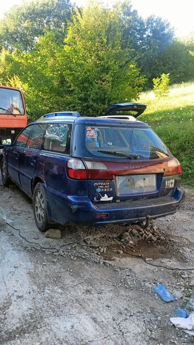 Subaru Outback h6 на части
