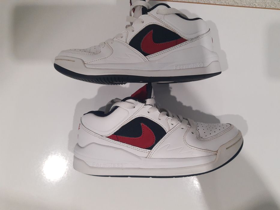 Маратонки Nike air Jordan