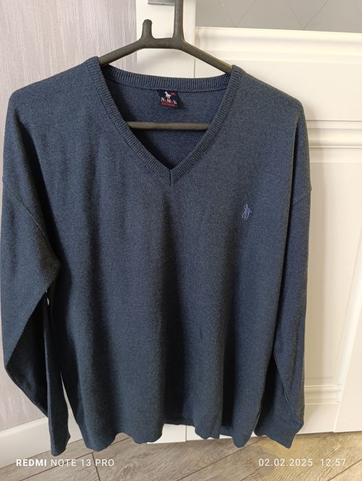 Продам  Джемпер великан