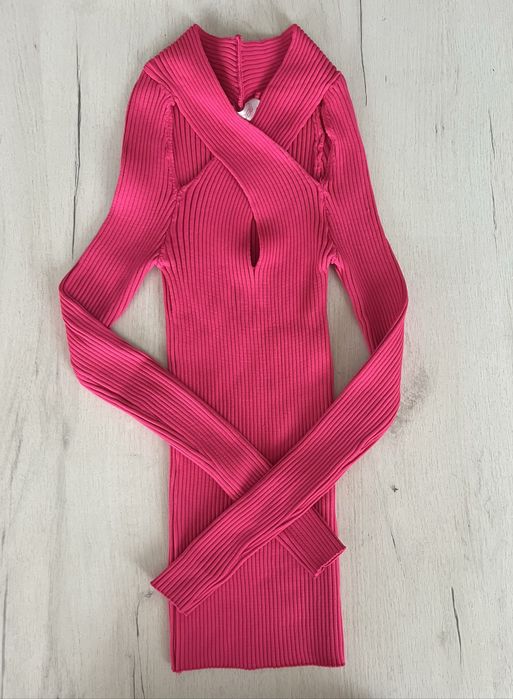 Блузки с дълъг ръкав по 20лв.