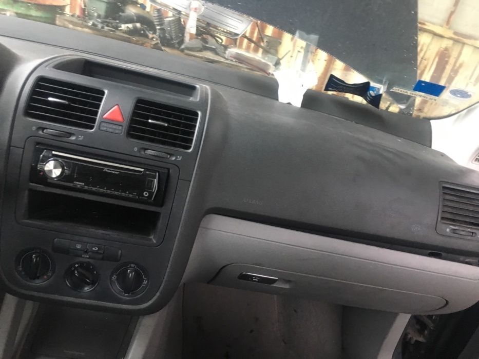 Plansa Bord Volkswagen Golf 5
