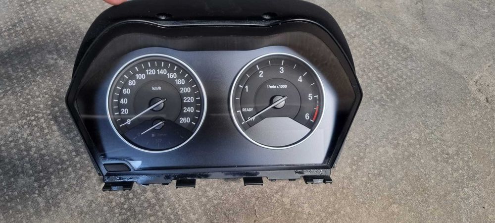 Ceasuri bord Bmw seria 1 F20 F21  F22 F23 facelift cod 9232892 6843079