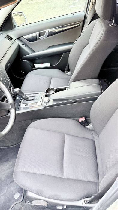 Mercedes c200 w204 an 2009 Automat