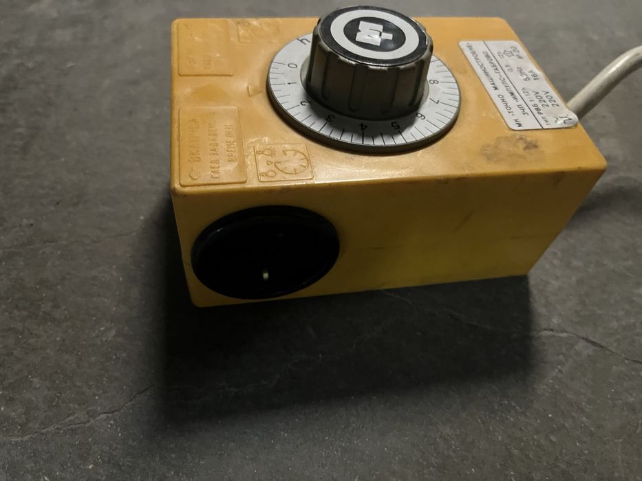 Старо реле за време