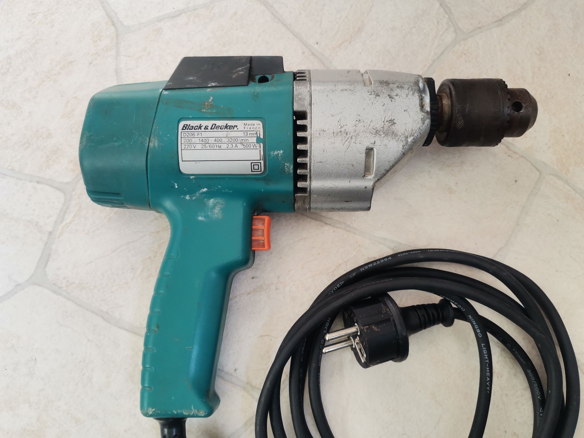 Бормашина  MAKITA /Black end Decker