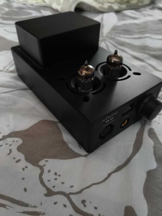 Продавам балансиран слушалков усилвател Xduoo TA-20