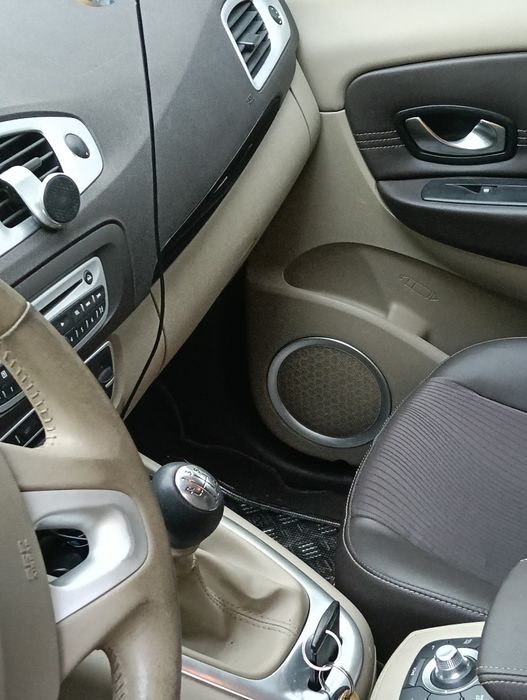 Vând Renault scenic 3 x mod