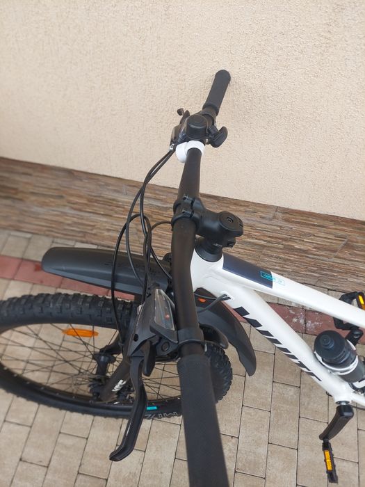 Bicicletă GIANT și WHITE bărbătească/ damă  roți 29