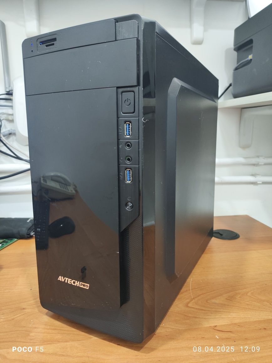 Шустрый игровой компьютер (кейс) ddr4,12gb,SSD,HDD,Video3gb