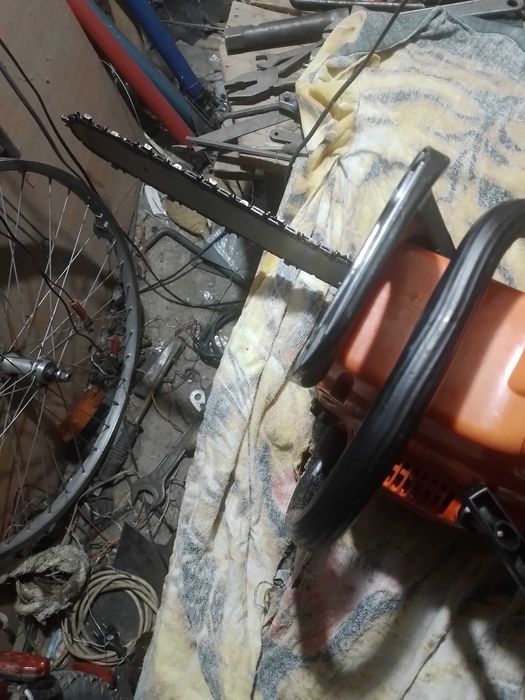 Vând  drujba in stare de funcționare  fac si schimb