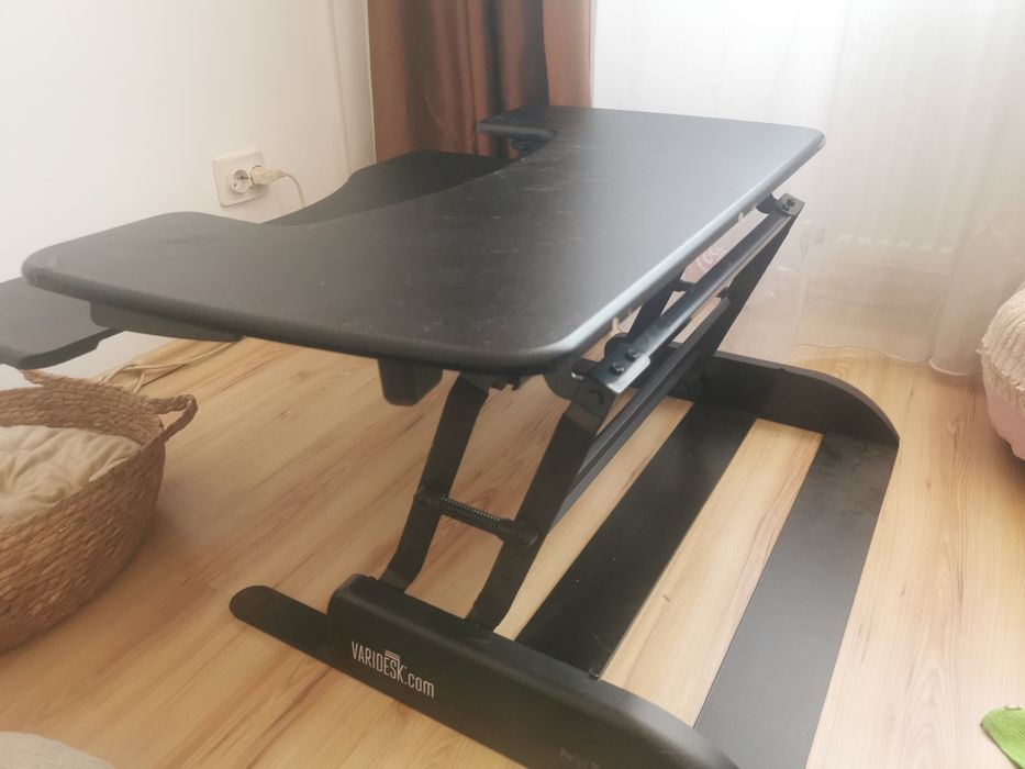 Birou reglabil pe înălțime Varidesk