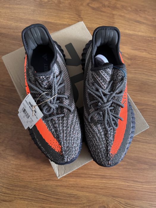Adidas Yeezy 350 V2 Carbon Beluga 44