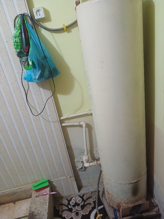 Продаётся титан  80 литров