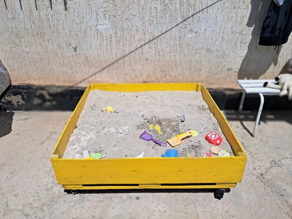 Продается песочница 20000