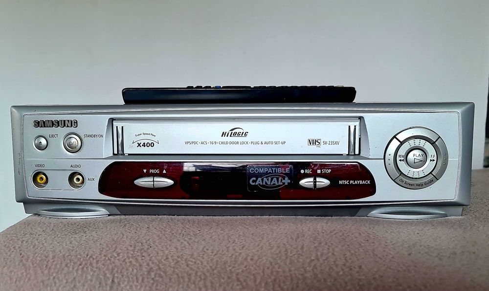 Video recorder SAMSUNG. Perfect funcțional.