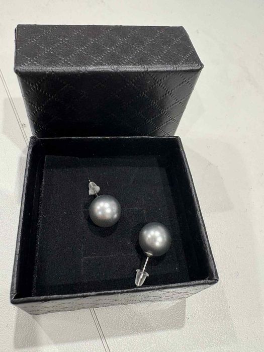 Обеци перли със сребърен винт