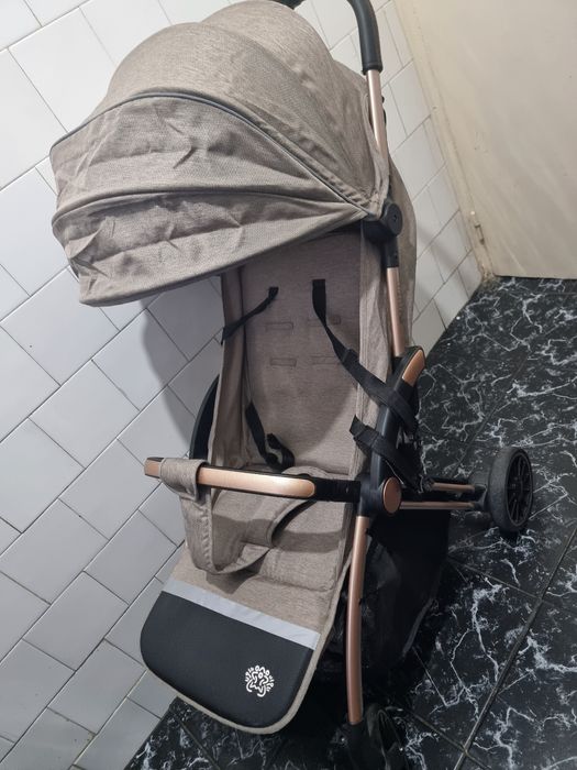 Vând carucior Appekids