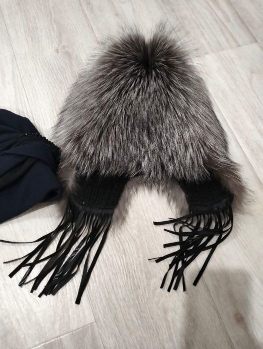 Женские зимние шапки