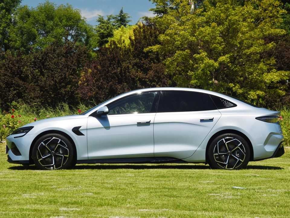 BYD SEAL 580 km salonda tayyor шот справка сотувда тайор