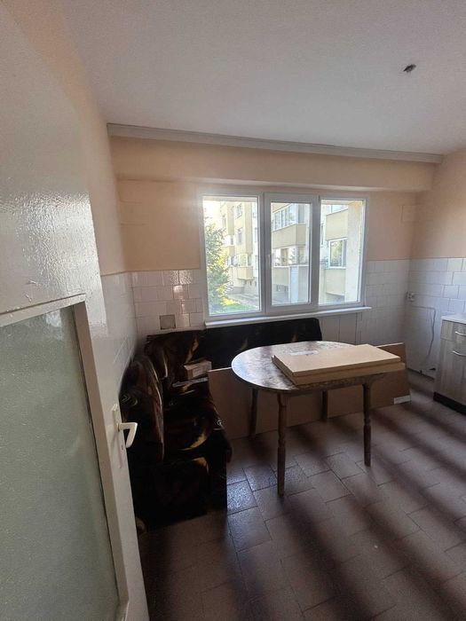 Продава се Тристаен апартамент в Попово - 78 кв.м за 883 €/кв.м - Снимка #1