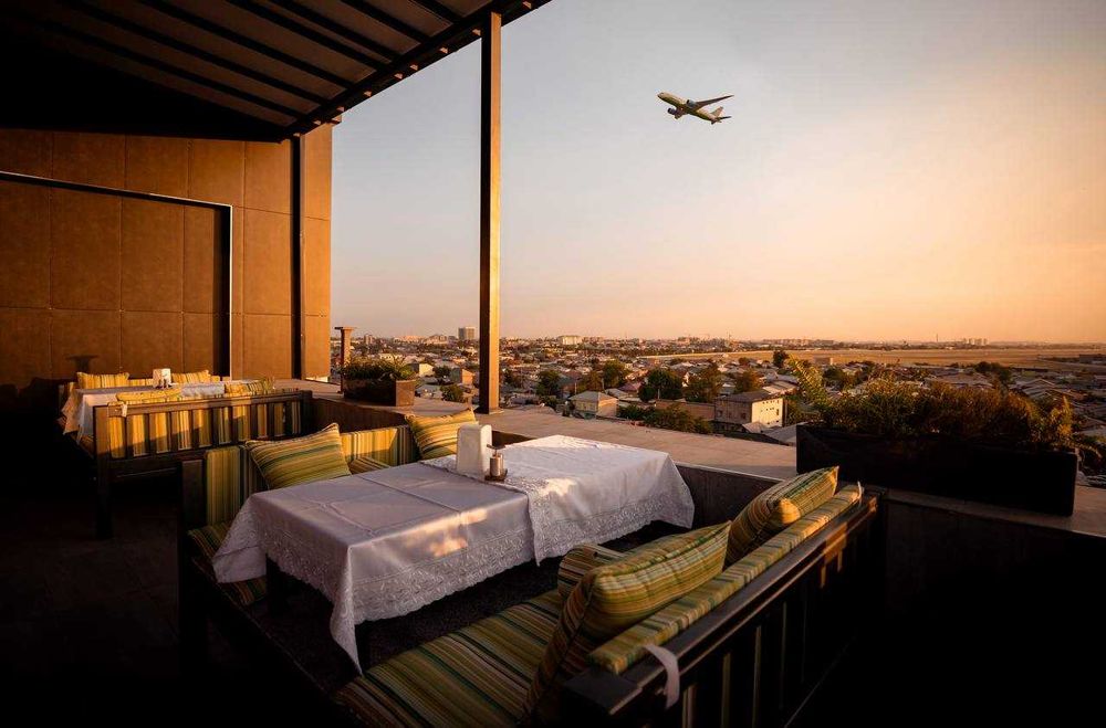 продаётся
Отдельно стоящее здание 
Готовая гостиница 2300м2