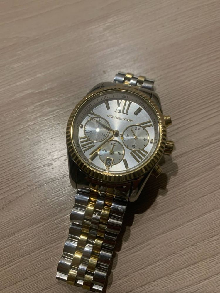 Часы Michael Kors