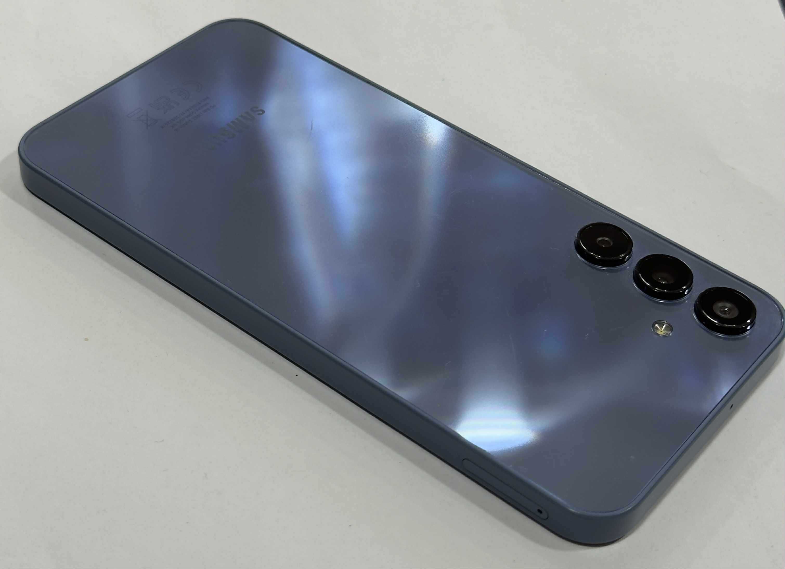 Продавам Samsung A15 128/4gb