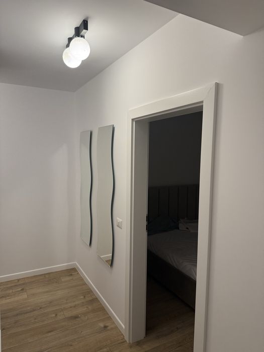 Inchiriez apartament de lux cu 3 camere, in bloc nou