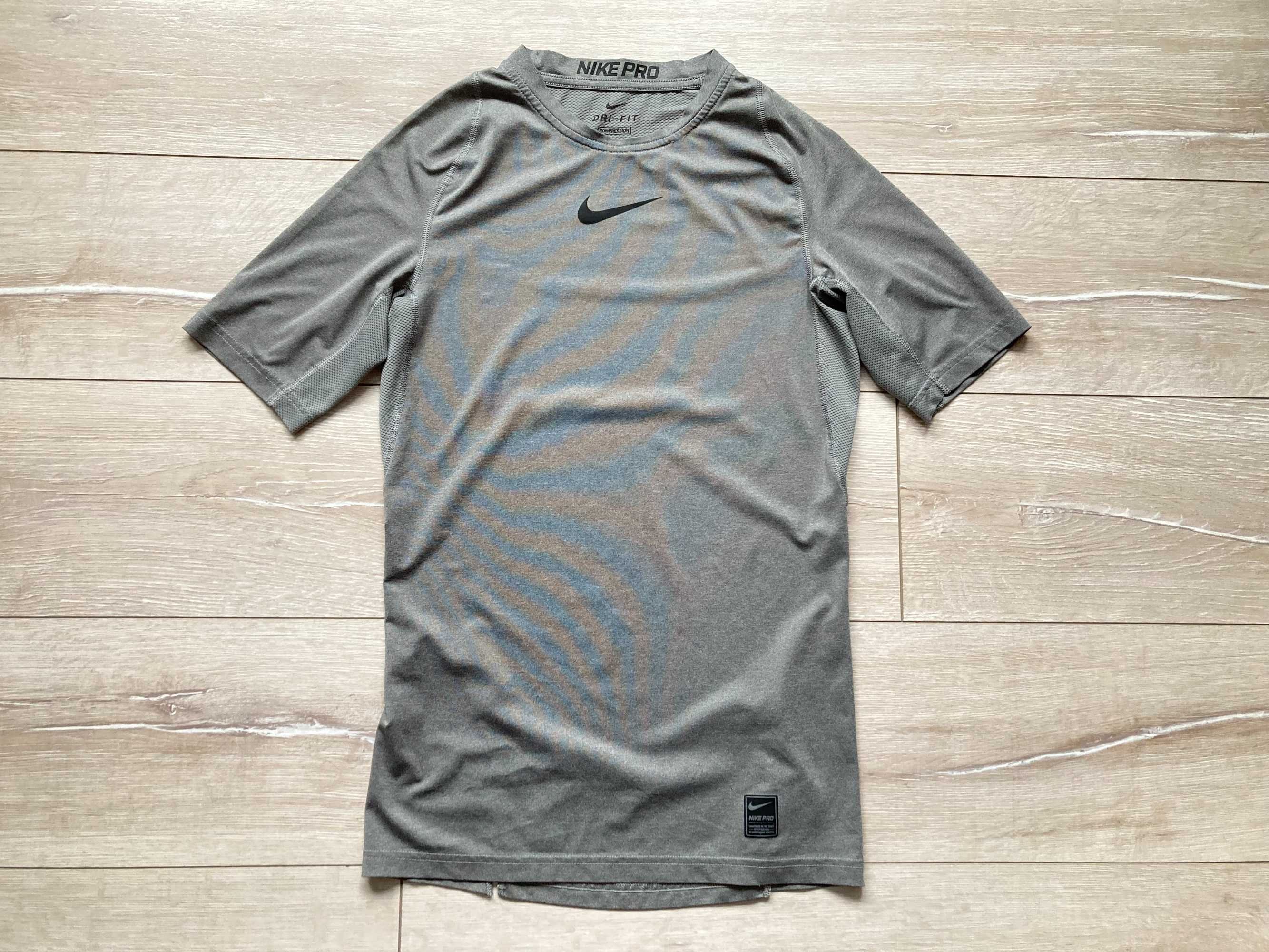 Найк Nike Pro Compression Dri Fit мъжка тениска размер М