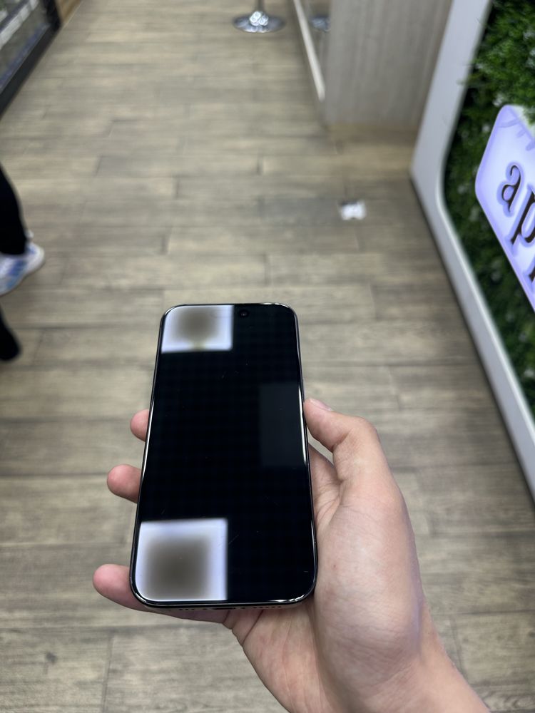 Iphone 15 Pro Nasiya savdo bor