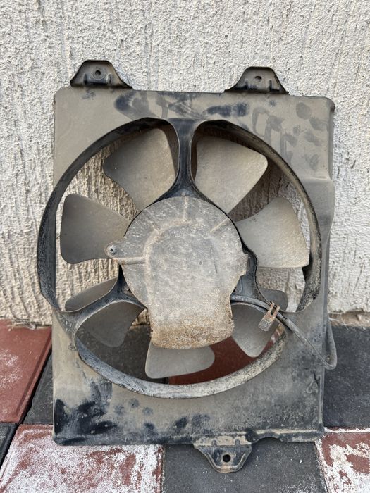 Вентилятор на Toyota Ipsum/Gaia