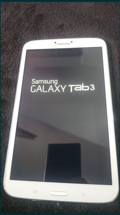 Tableta samsung tab 3  stare foarte bună