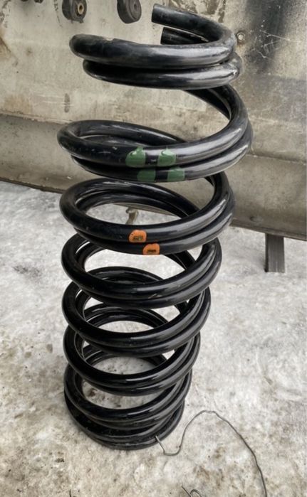 Тойота Лэнд Круйзер 100,200 Пружины