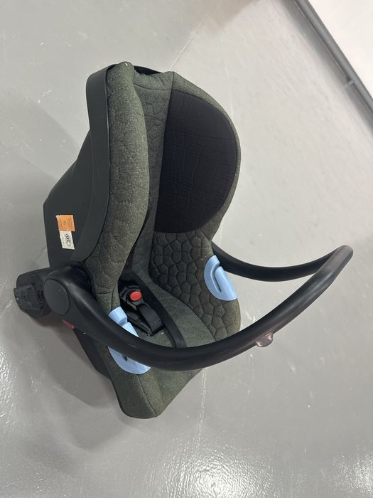 Продам автокресло