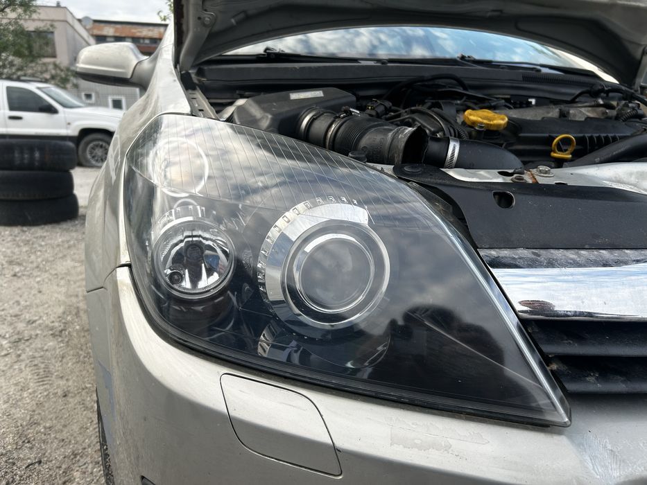 Vand far afl astra h impecabil pret 1300 lei bucata