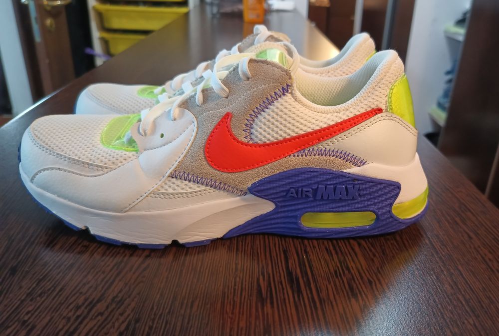 Adidași Nike Air Max dama.