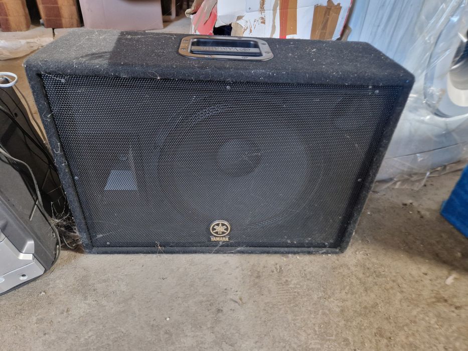 boxe yamaha ax15m + yamaha s15e