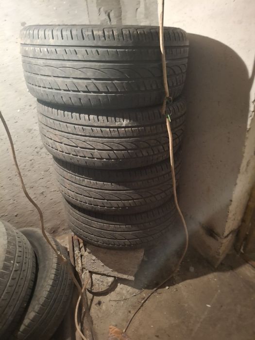 Jante cu cauciucuri de vara 225/45/17 golf ,seat,skoda  5×112