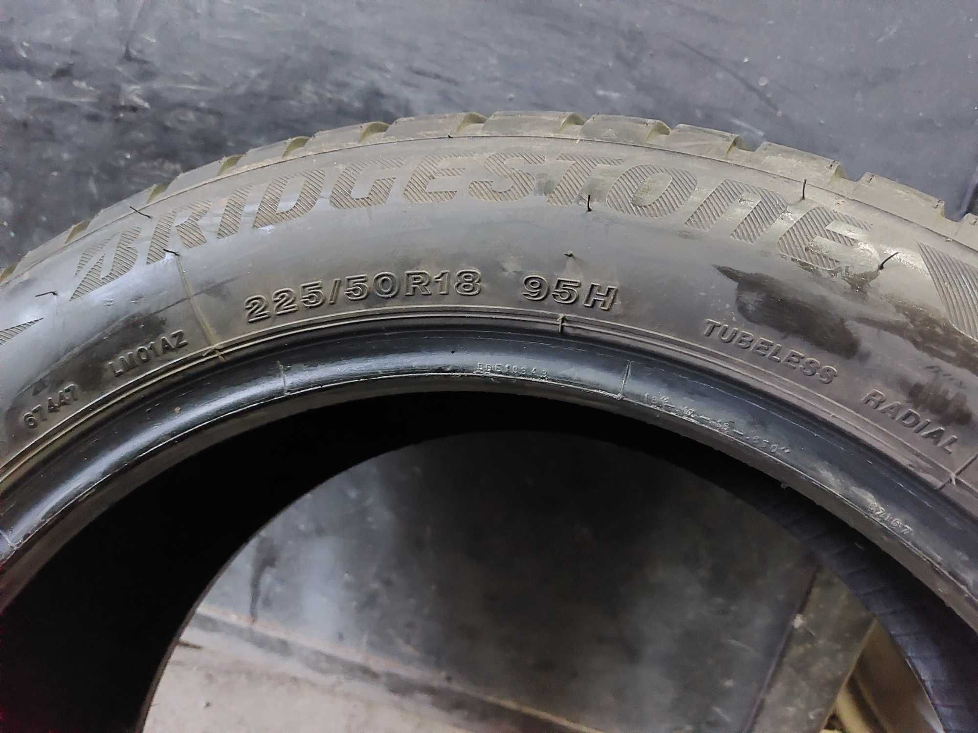 4бр.зимни BRIDGESTONE 225/50/18 RSC 95H DOT 4016