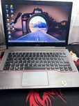 Vand Laptop FUJITSU +mosue si 2 mosue pad-uri