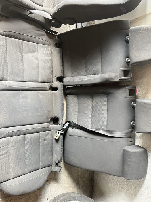 Седалки VW Golf 5