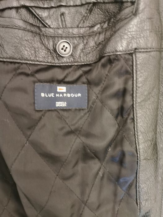 Vând geaca pielea Marks & Spencer