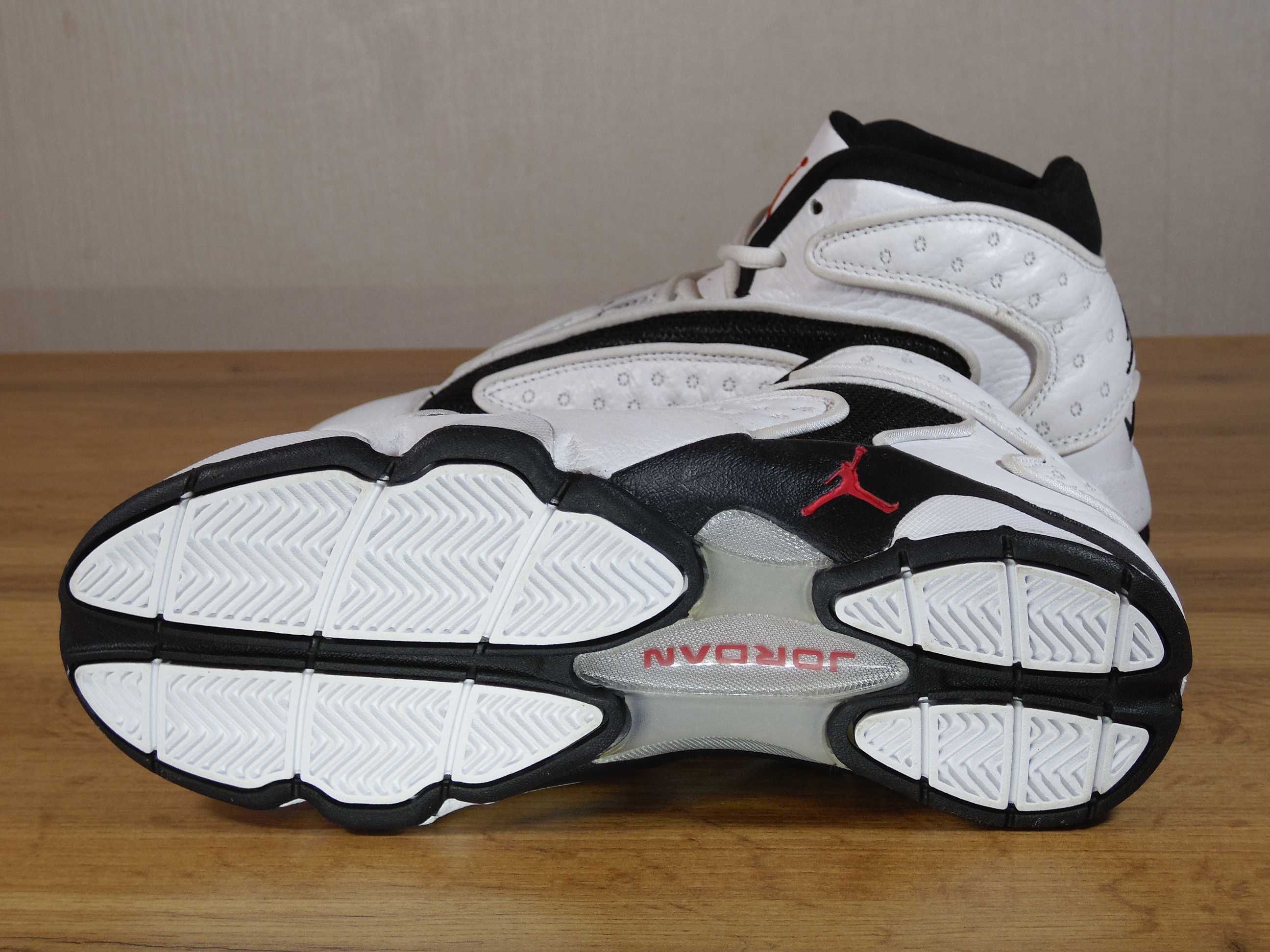 Air Jordan OG White Black - 38,5 номер Оригинални! Унисекс