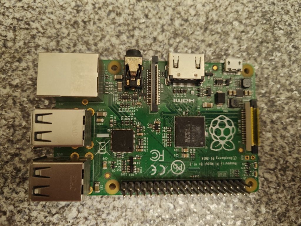Продам Raspberry pi b+