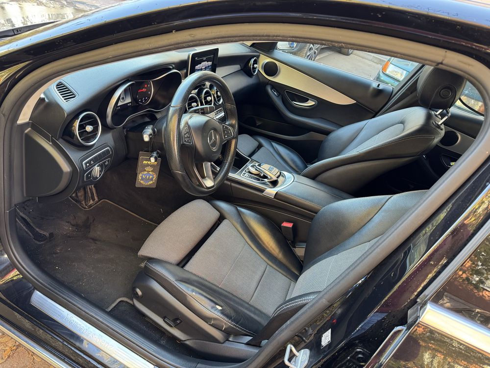 Mercedes C220 d 4Matic отличен