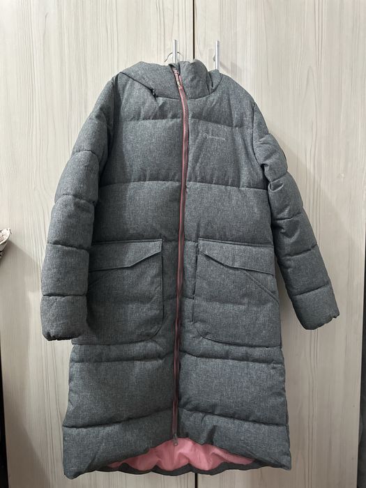 Зимняя куртка на сентипоне для девочки. Рост 146-152см(10-12 лет)